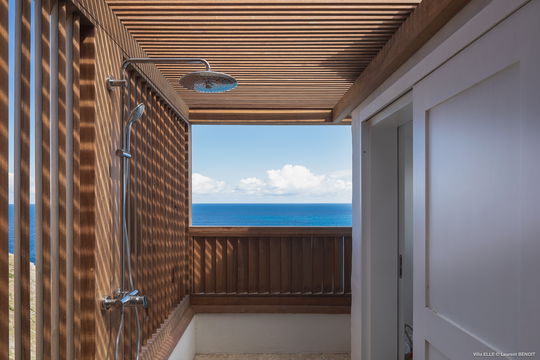 VILLA ELLE BEDROOM1 5