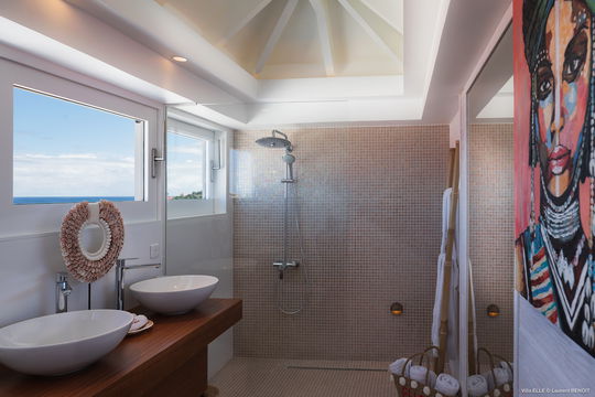 VILLA ELLE BEDROOM3 3