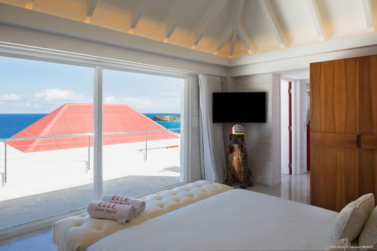 VILLA ELLE BEDROOM3 5