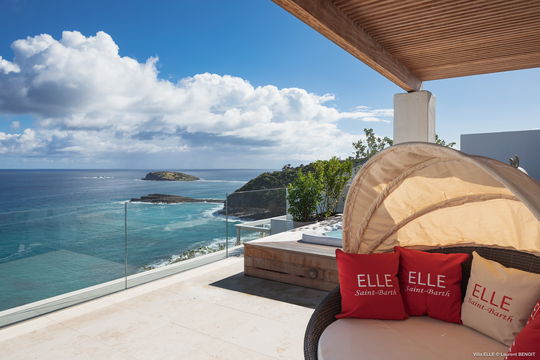 VILLA ELLE JACUZZI 2