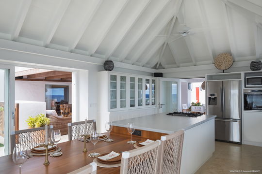 VILLA ELLE KITCHEN & DINING AREA 3