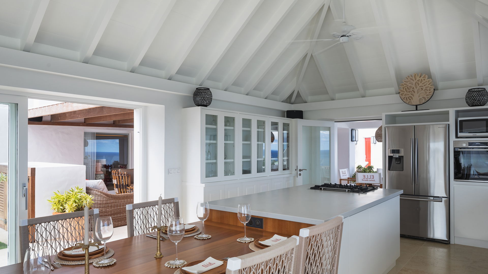 KITCHEN & DINING AREA