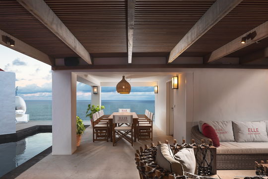 VILLA ELLE KITCHEN & DINING AREA 4