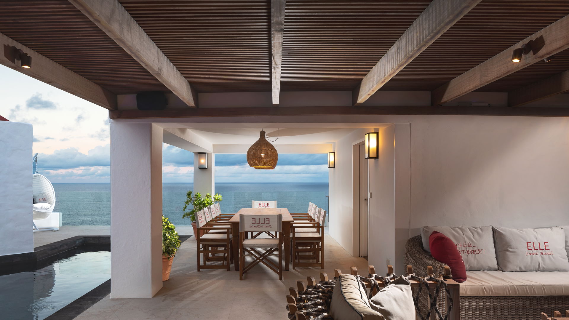 KITCHEN & DINING AREA