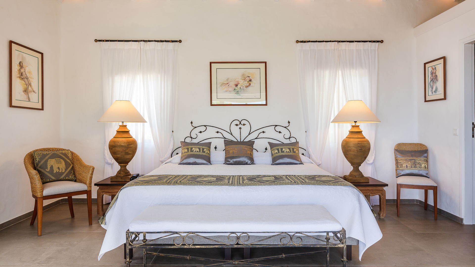 BEDROOM 1