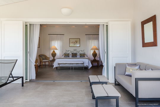 VILLA PAJOMA BEDROOM1 12