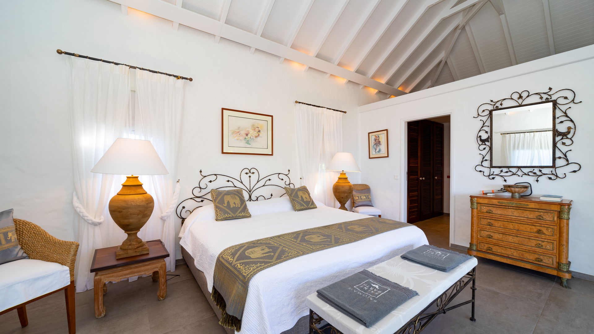 BEDROOM 1