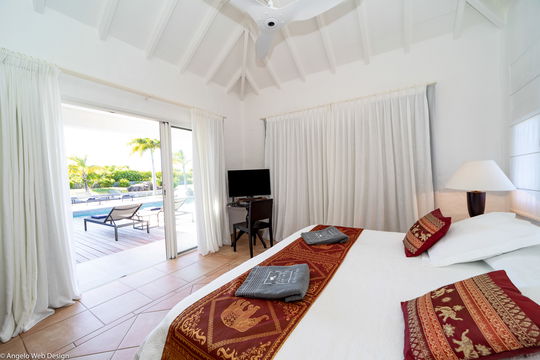 VILLA PAJOMA BEDROOM3 4