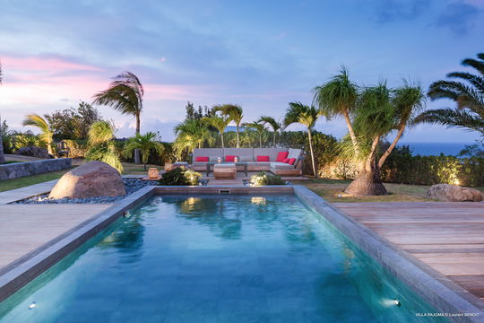 VILLA PAJOMA BY NIGHT 1