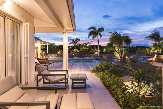 VILLA PAJOMA BY NIGHT 4