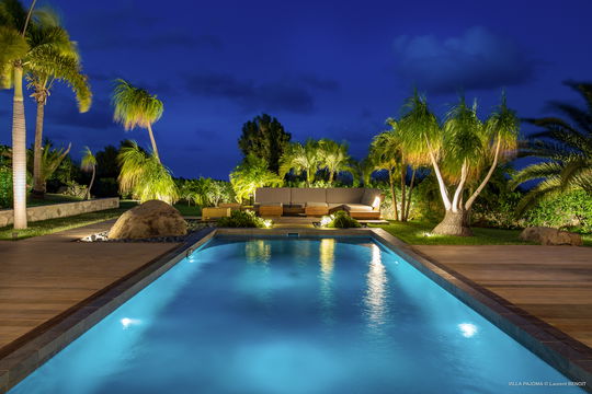VILLA PAJOMA BY NIGHT 5