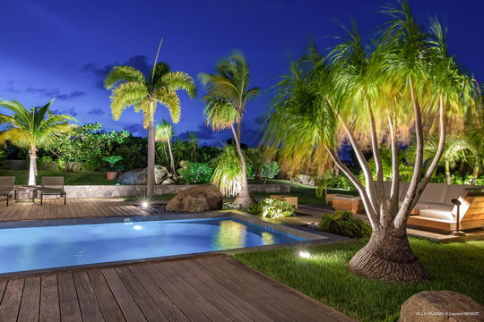 VILLA PAJOMA BY NIGHT 8