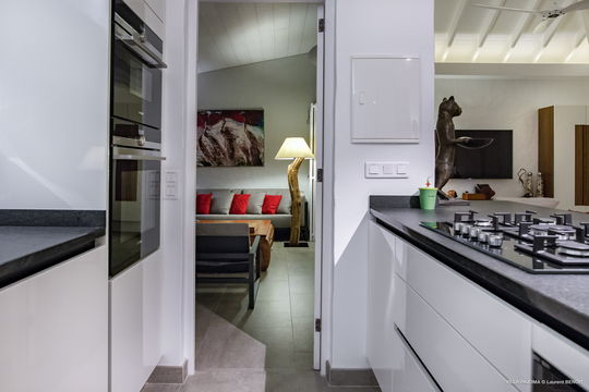 VILLA PAJOMA KITCHEN & DINING AREA 14