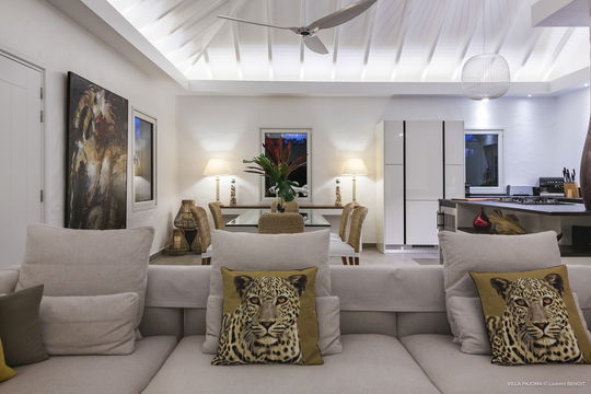 VILLA PAJOMA LIVING AREA 7