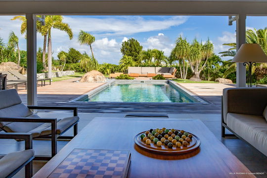 VILLA PAJOMA OUTDOOR LOUNGE AREA 5