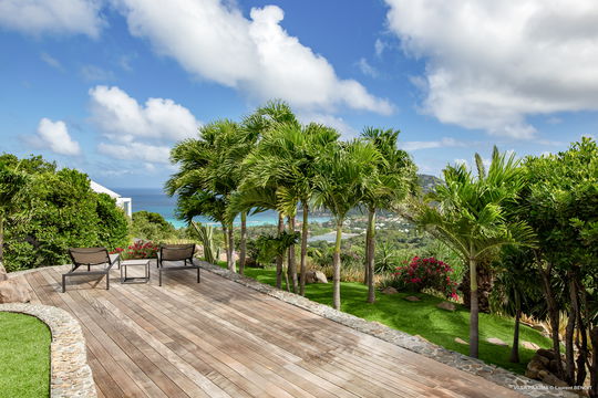 VILLA PAJOMA OUTDOORS 1