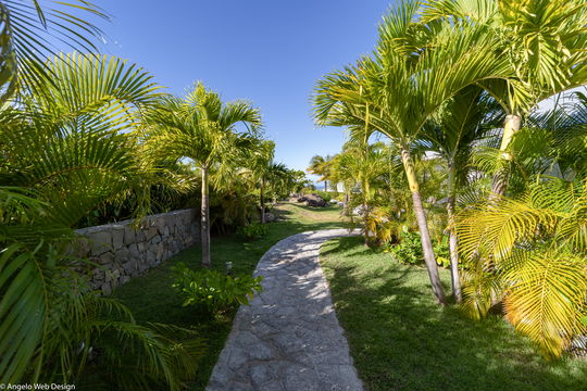 VILLA PAJOMA OUTDOORS 10