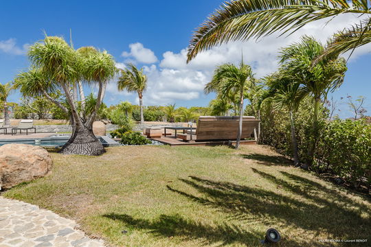 VILLA PAJOMA OUTDOORS 8
