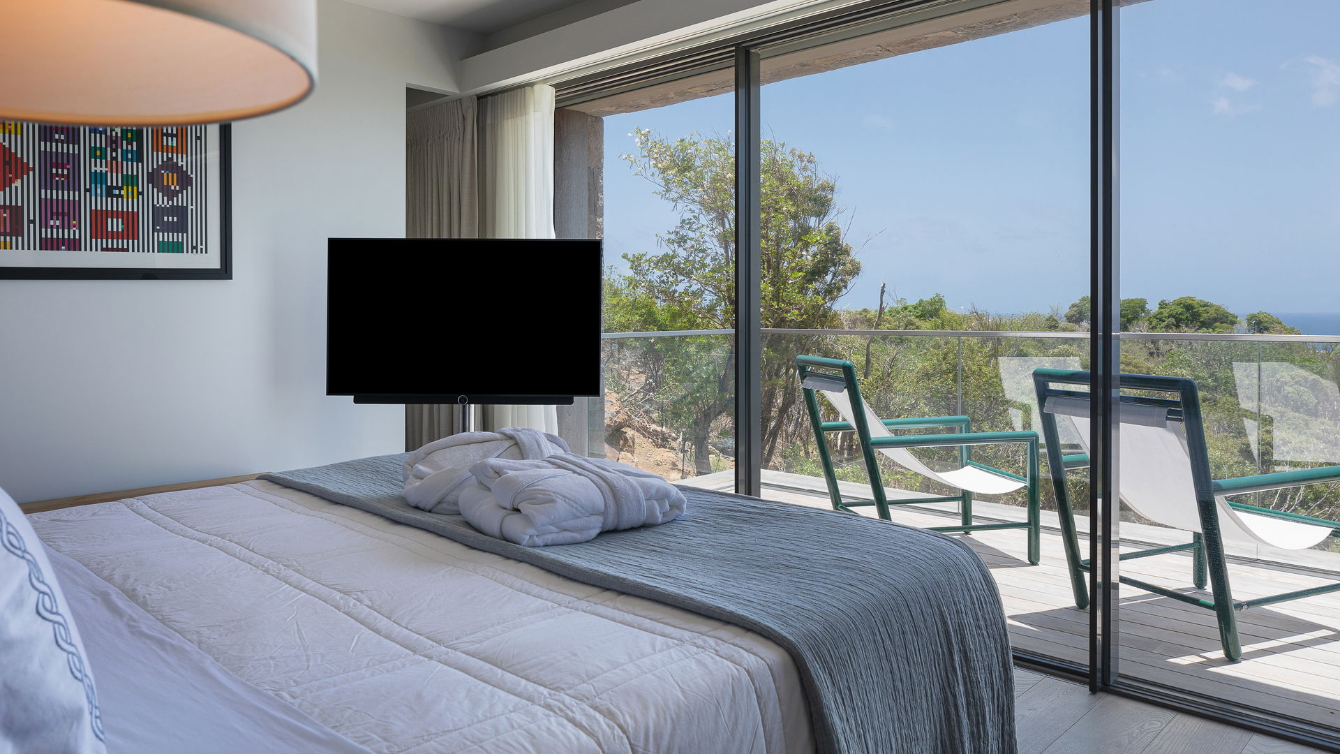 BEDROOM 5
