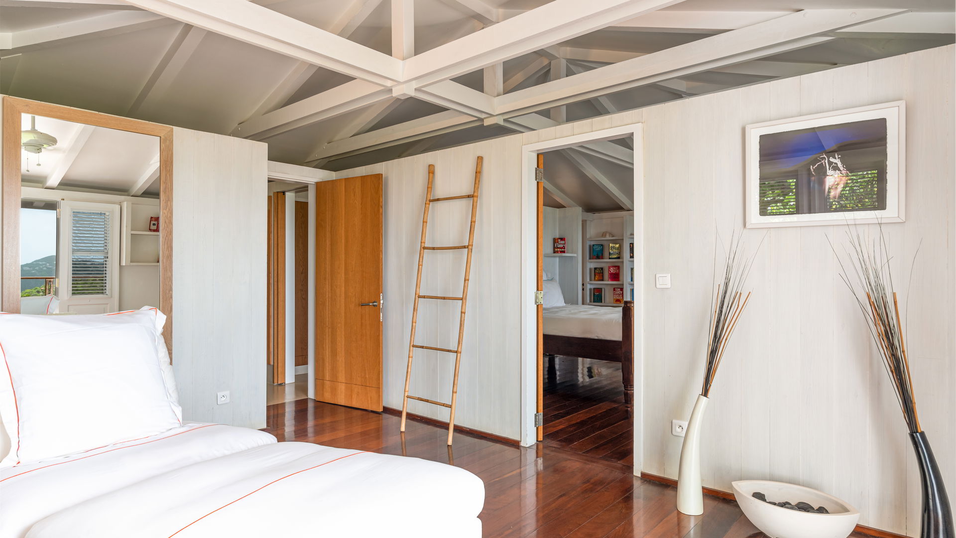 BEDROOM 1 - BUNGALOW ALEXIA