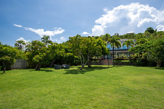 VILLA MANOIR DE LURIN GARDEN 2