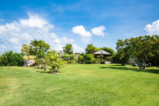 VILLA MANOIR DE LURIN GARDEN 3