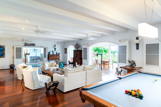 VILLA MANOIR DE LURIN LIVING AREA 1