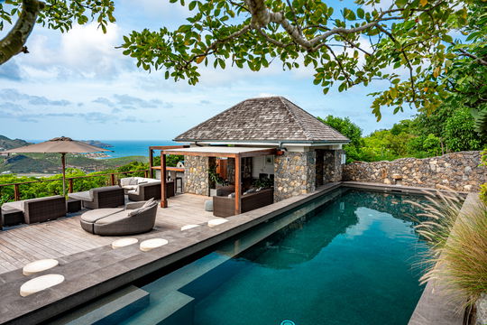 VILLA MANOIR DE LURIN POOL & TERRACE 2
