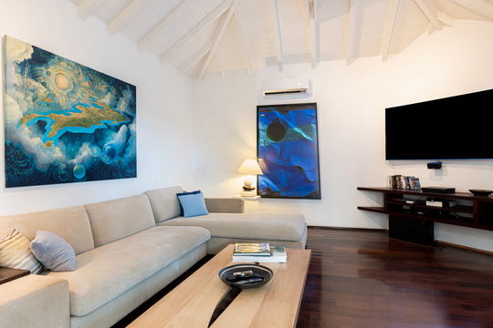 VILLA MANOIR DE LURIN TV ROOM 1