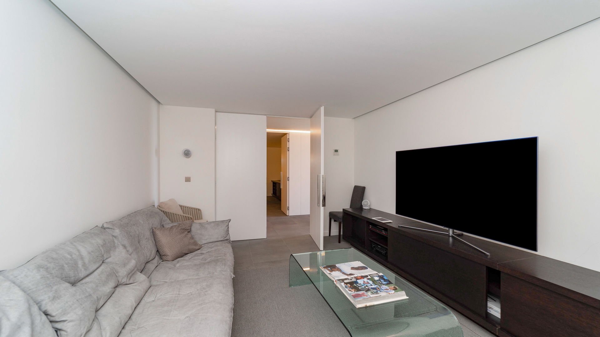 MEDIA & GAME ROOM