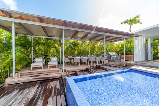 VILLA CIEL D'AZUR OUTDOOR DINING AREA 6