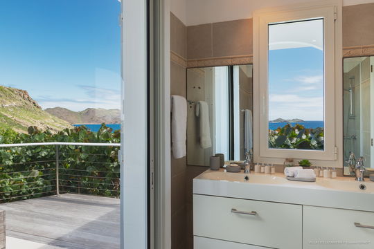 VILLA LO SCOGLIO BEDROOM2 3