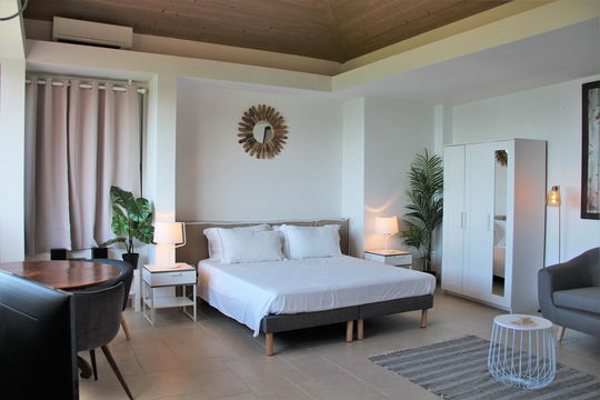 VILLA LO SCOGLIO BEDROOM4 1.JPG