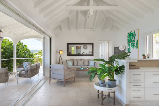 VILLA LO SCOGLIO KITCHEN & DINING AREA 1
