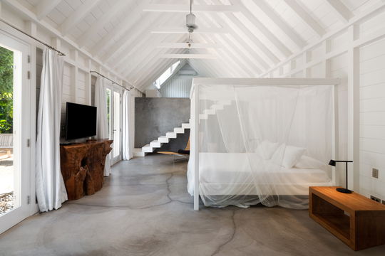 VILLA MANOIR DE LORIENT BEDROOM1 1
