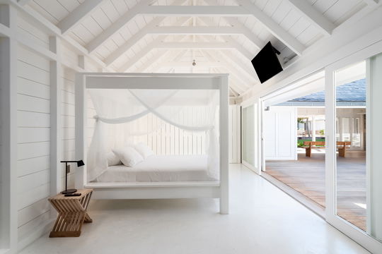 VILLA MANOIR DE LORIENT BEDROOM4 1
