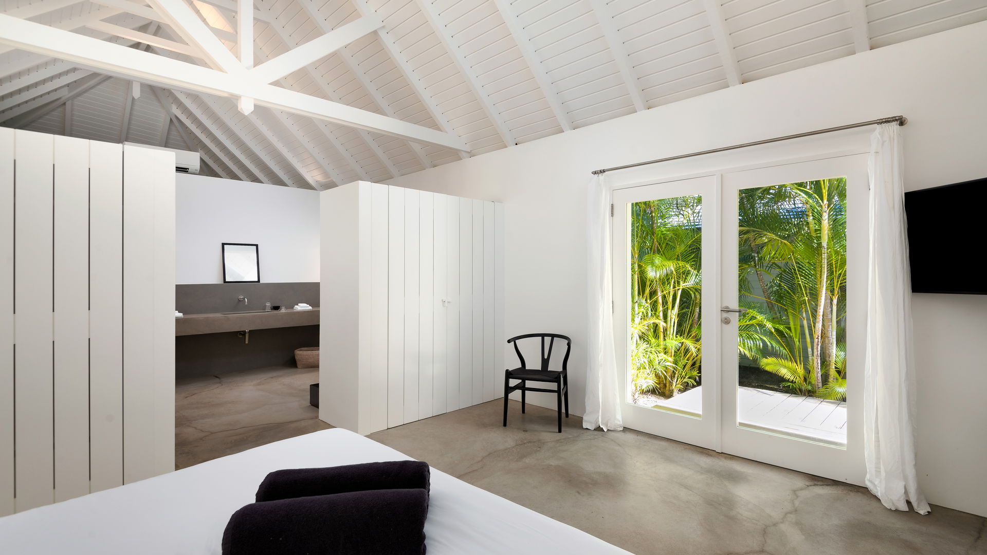 BEDROOM 5