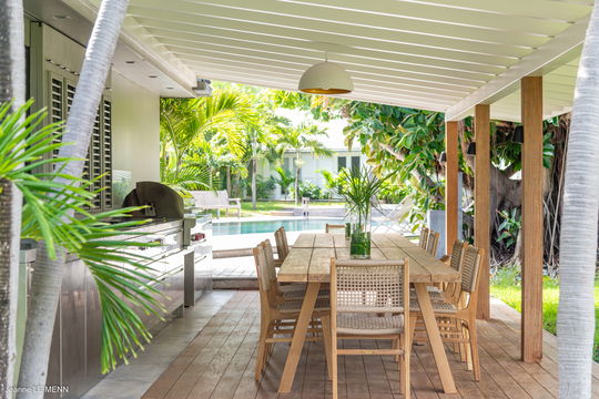 VILLA MANOIR DE LORIENT KITCHEN & DINING AREA 8