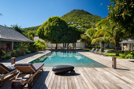 VILLA MANOIR DE LORIENT POOL & TERRACE 7