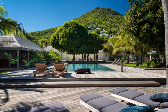 VILLA MANOIR DE LORIENT POOL & TERRACE 8