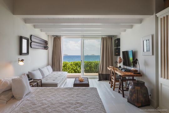 VILLA IL FARO BEDROOM6 2