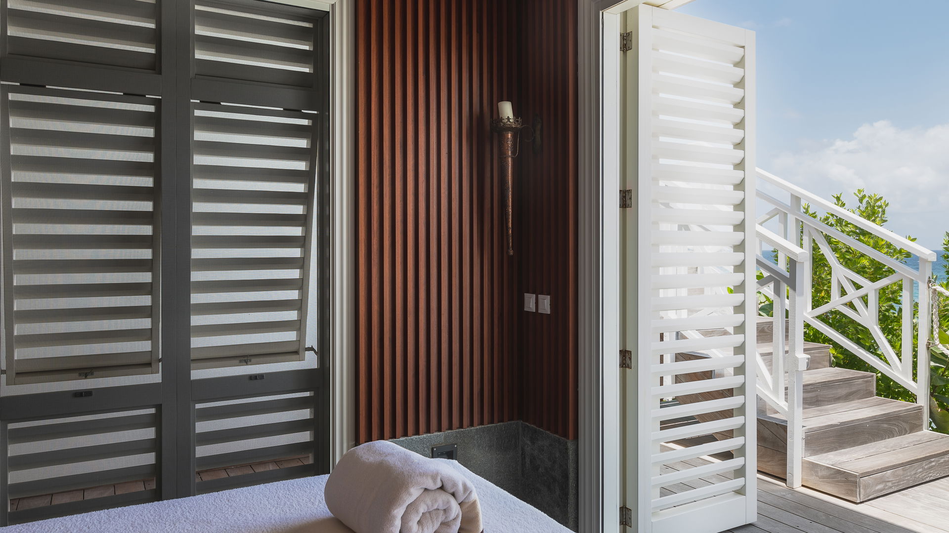 FITNESS & MASSAGE AREAS