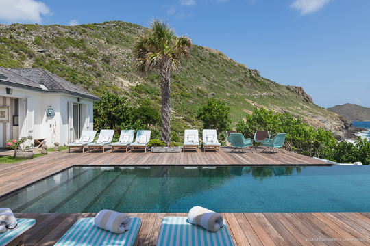 VILLA IL FARO POOL & TERRACE 8