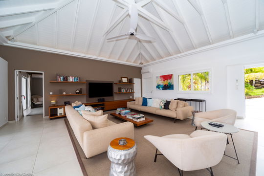 VILLA EDEN VIEW LIVING AREA 3