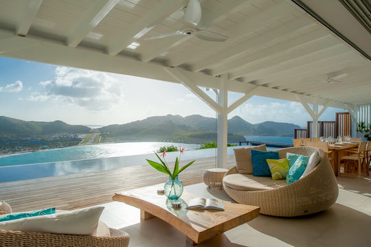 VILLA EDEN VIEW OUTDOOR LOUNGE AREA 3