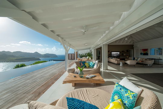 VILLA EDEN VIEW OUTDOOR LOUNGE AREA 4