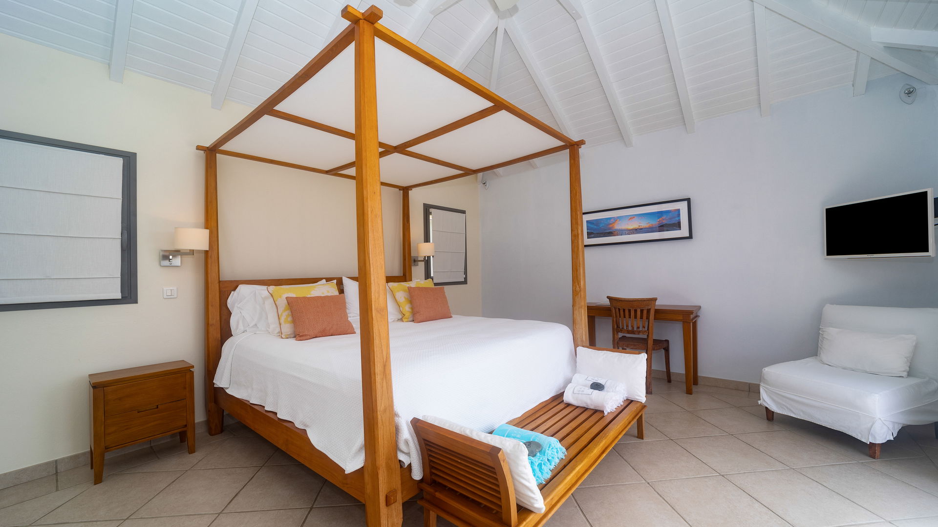 BEDROOM 1