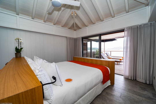 VILLA NINA BEDROOM1 5
