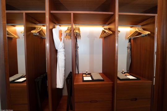 VILLA NINA BEDROOM1 6