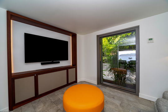 VILLA MARIA LIVING AREA 5